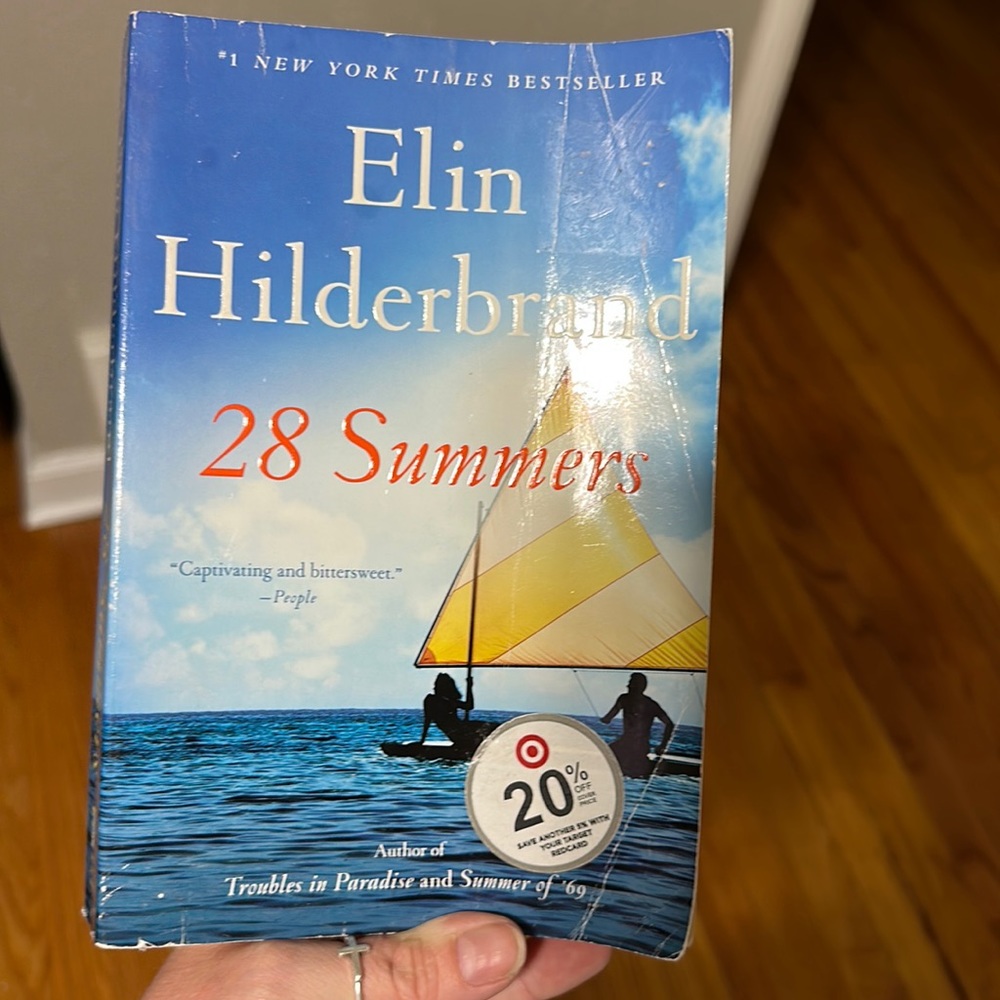 Elin Hilderbrand, 28 Summers